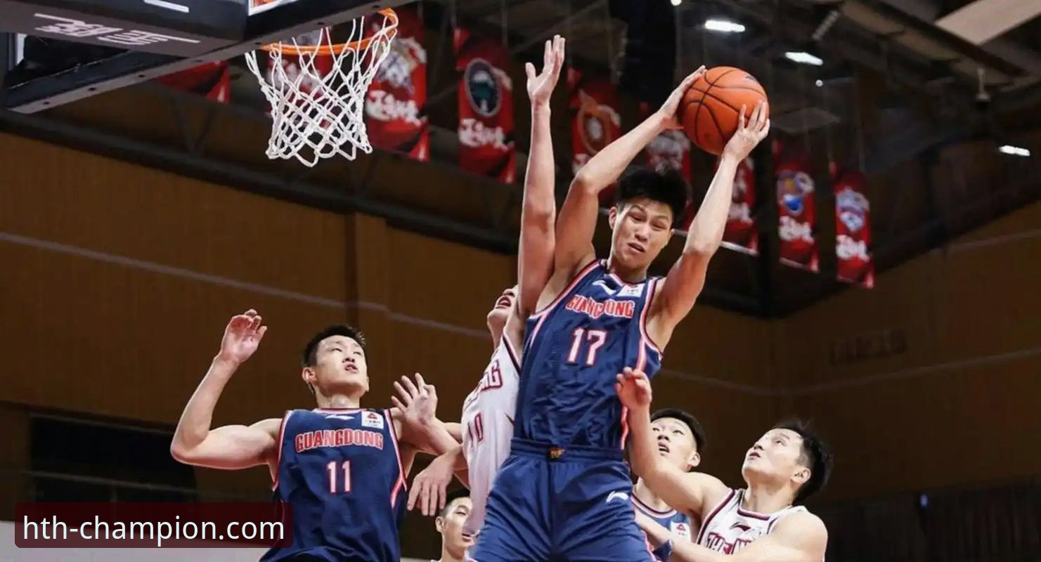 揭秘广东队77-74逆转背后的战术密码：徐杰奎因双核暴走，内线短板却成隐忧